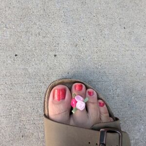Flower toe rings